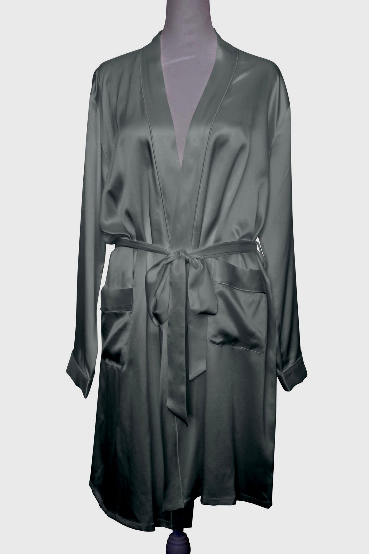 Short Robe