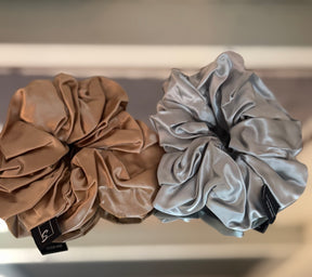 Tammy’s new duo! super scrunchies- extra thick