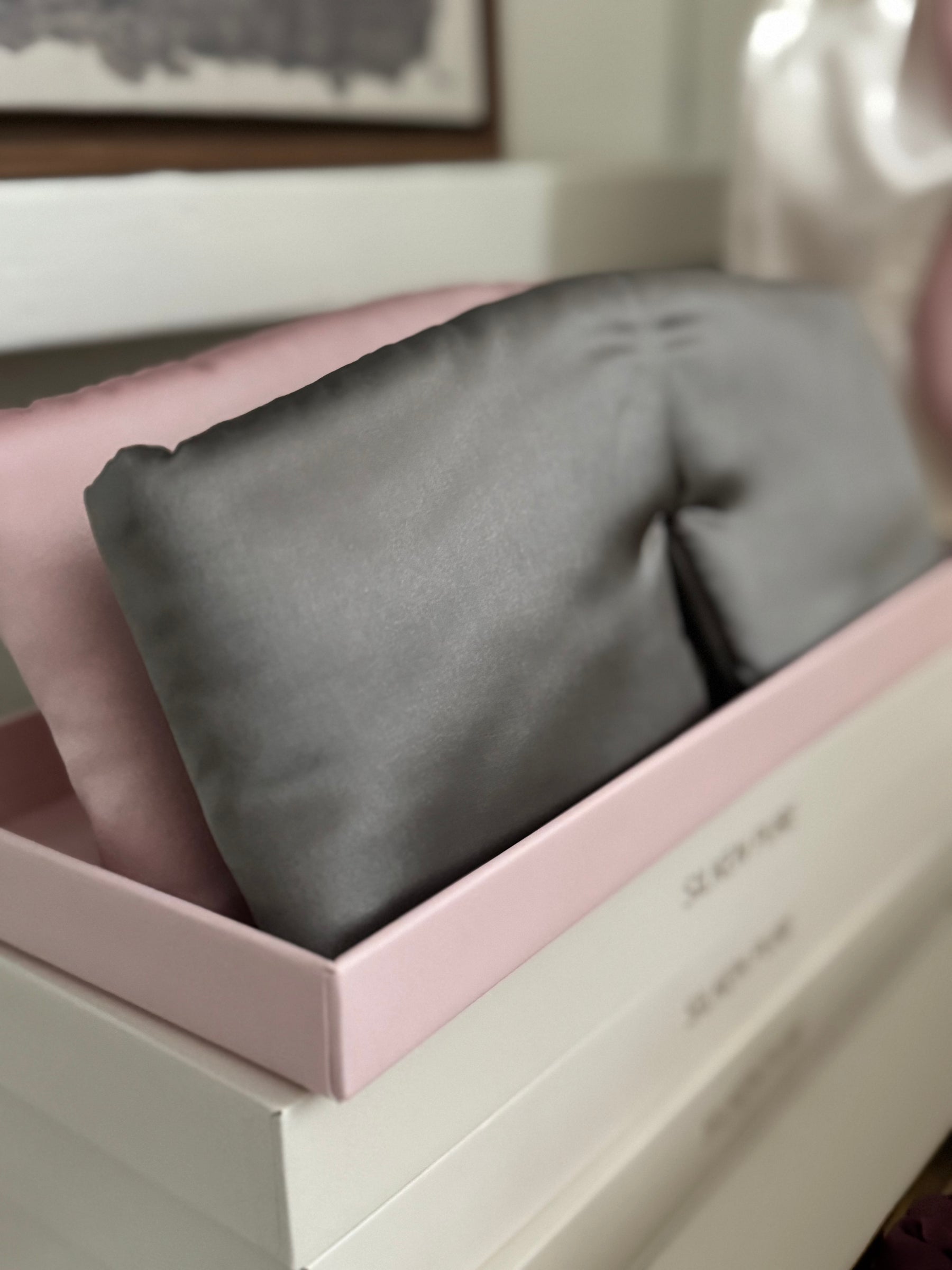 Luxe Padded Adjustable Eye Mask