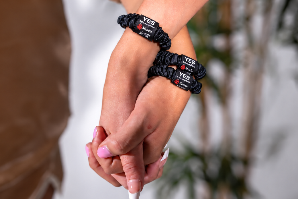 THE YES SILK SCRUNCHIE SET
Limited-Edition Black Collection
50% of Proceeds Donated to YES
#CHECKONAFRIEND