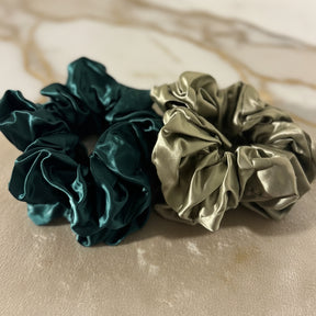 Tammy’s new duo! super scrunchies- extra thick