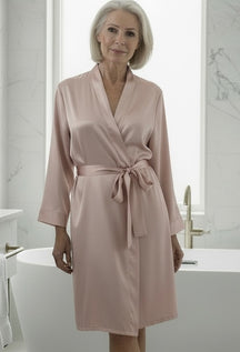 SALE! Luxurious Pure 22-Momme Mulberry Silk Robe – Timeless Elegance